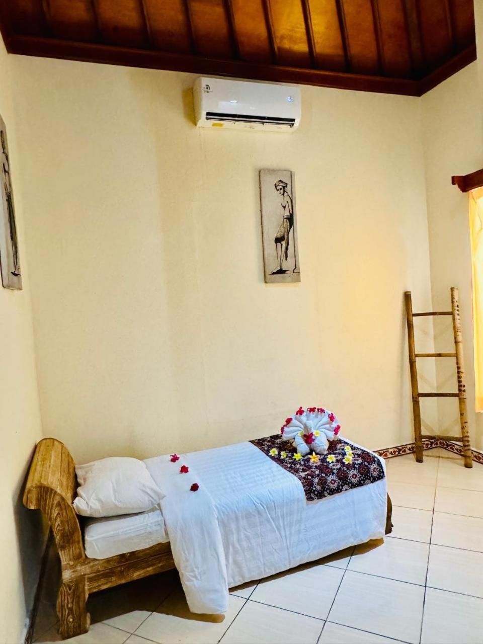 Bungalow Geringsing Candidasa Екстериор снимка